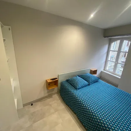 Apartment 5- Les Moulins